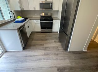 148 W Wilson St, Costa Mesa, CA 92627