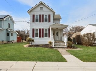 14 Beethoven Ave, Washington, NJ 07882