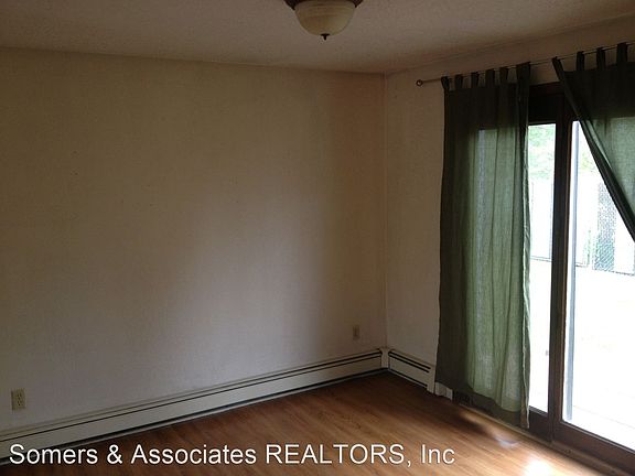 5th image of 5002 Dartmouth Dr APT 11