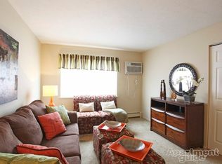 19105 Nottingham Rd APT 305B, Cleveland, OH 44110