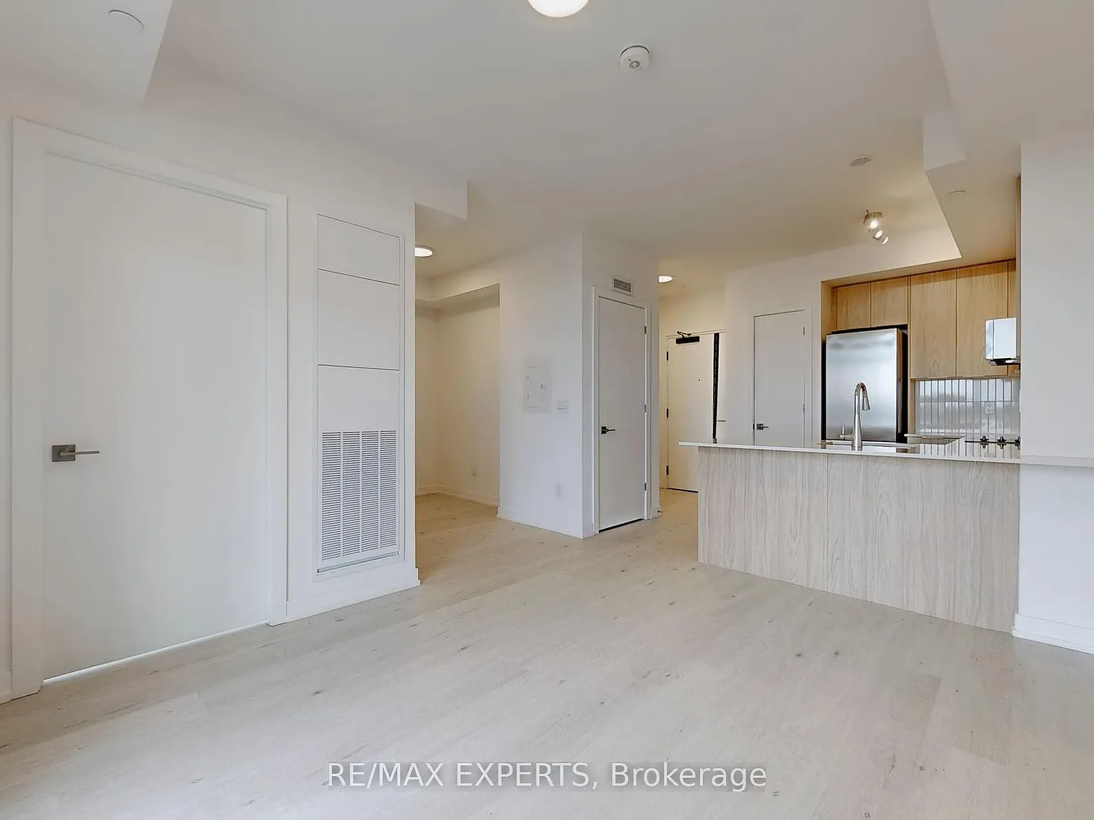 2 bed, $2,150 — Photo 3