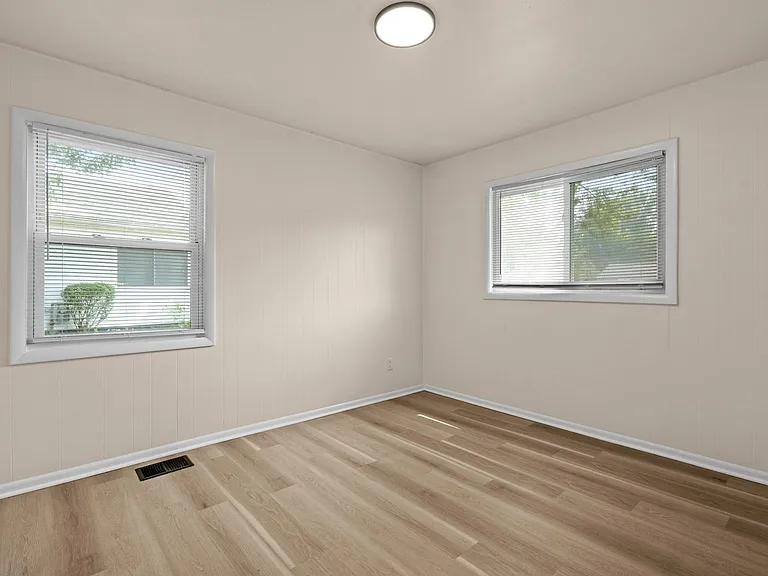 3845 Brumbaugh Blvd — Photo 14
