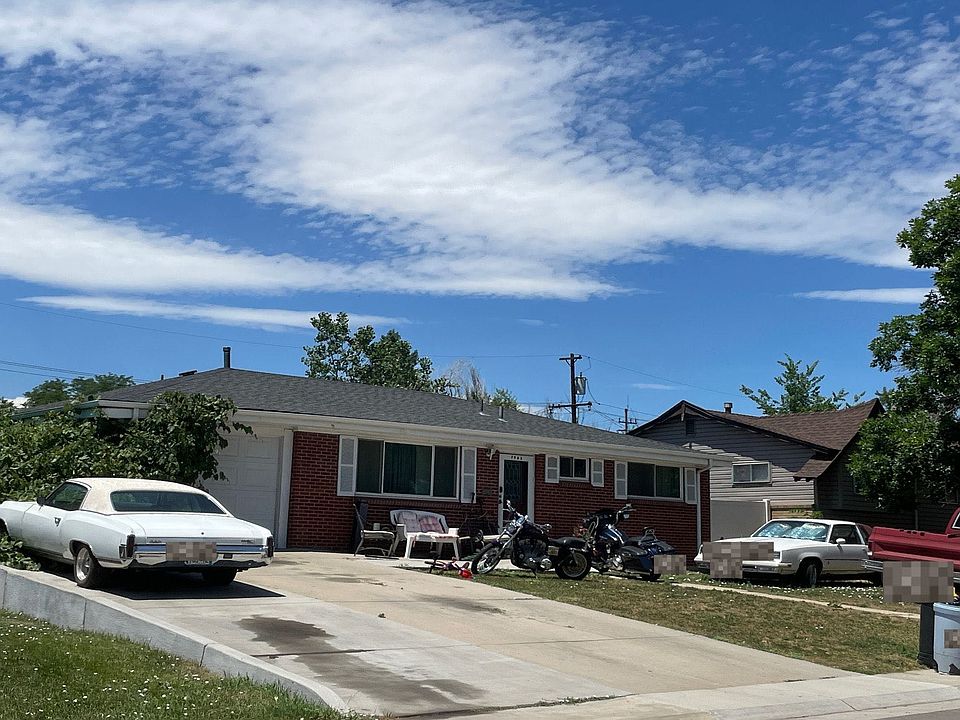2nd image of 7961 Appleblossom Ln