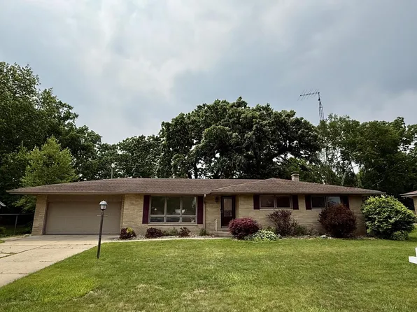 4205 86th STREET, Kenosha, WI 53142