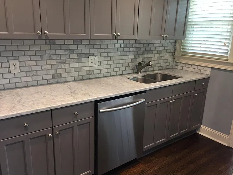 889 Scott Cir — Photo 4
