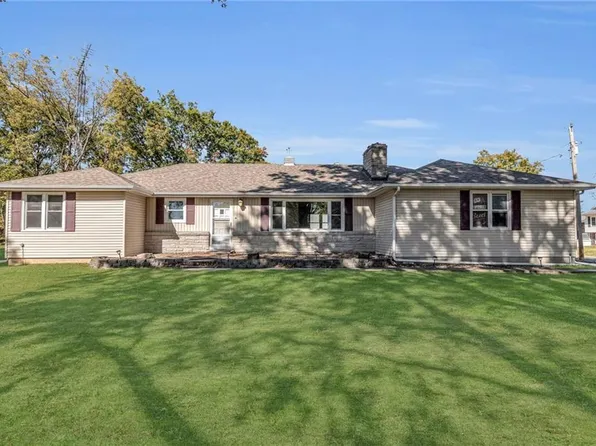 6 Grey Ridge Rd, Bosworth, MO 64643