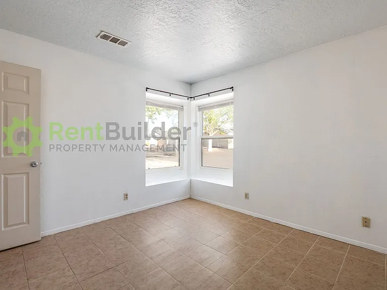1864 Blackberry Rd NE — Photo 15