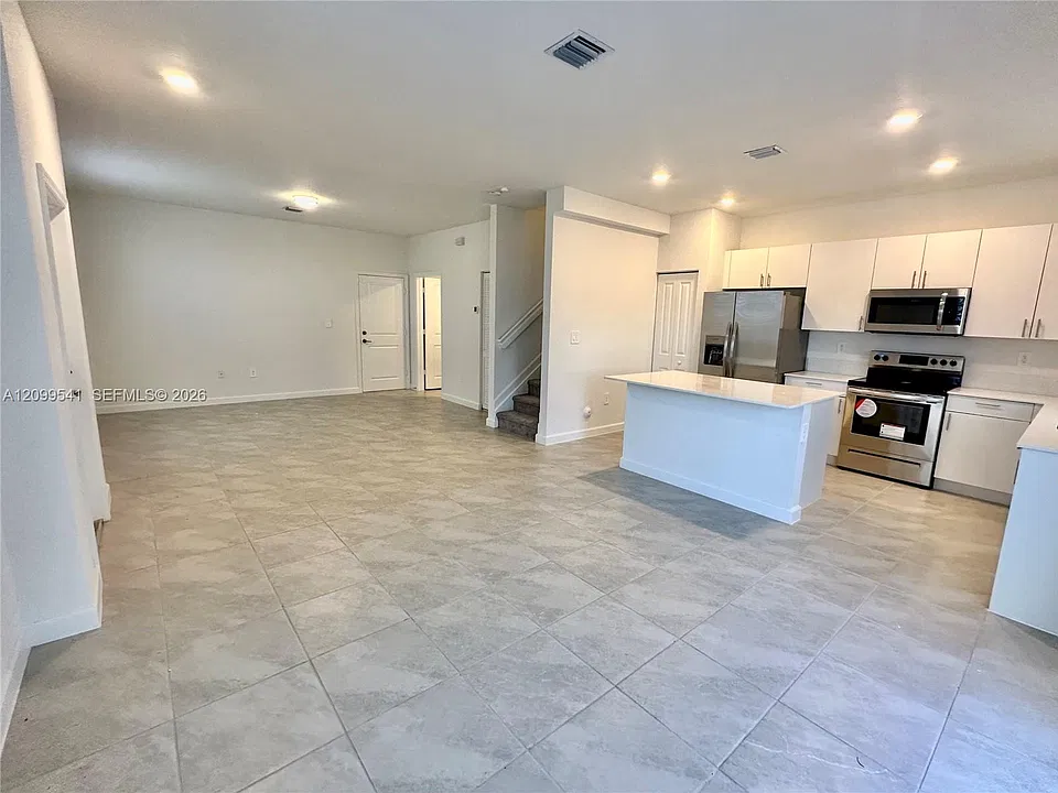 13030 SW 232nd Ter