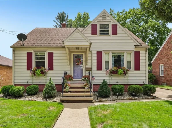 394 E Park Ave, Barberton, OH 44203