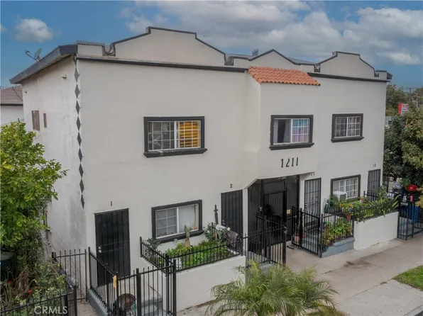 1211 Hoffman Ave, Long Beach, CA 90813