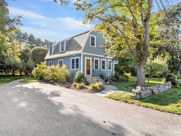 48 Mission Rd, Tyngsboro, MA 01879