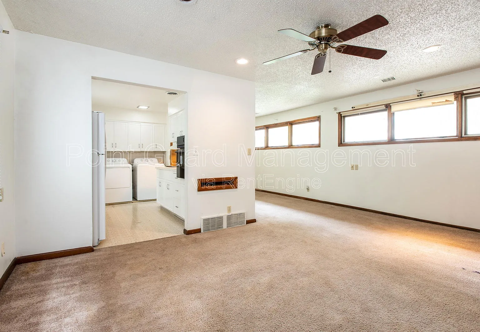 3 bed, 1.5 bath, 1572 sqft, $1,350 — Photo 3
