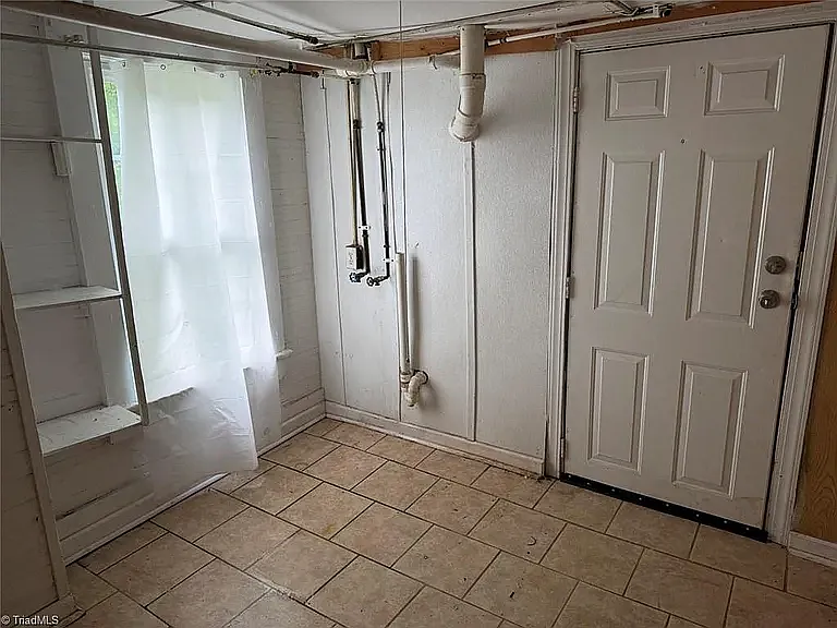 4224 Ogburn Ave — Photo 16