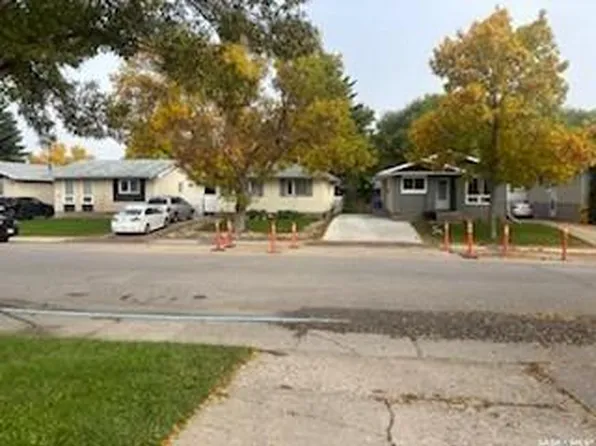 147 Thomson AVENUE, Regina, SK S4N 5L2