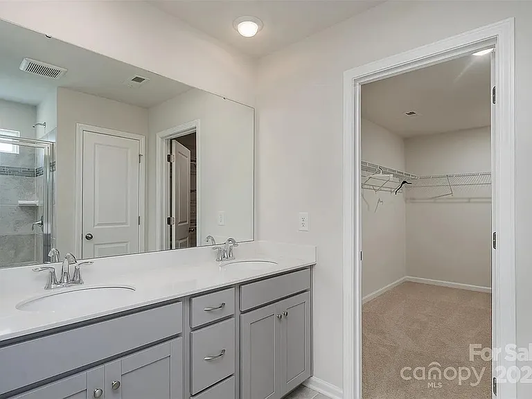 15115 Moulin Court Dr — Photo 35