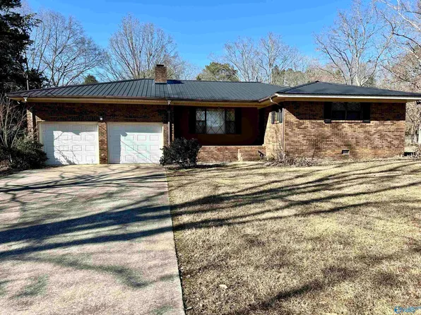 885 Riverside Dr, Gadsden, AL 35901