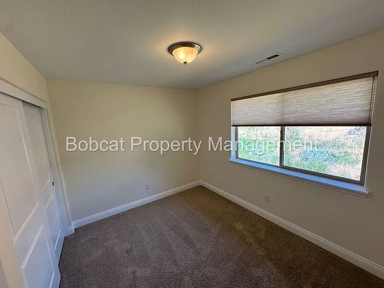 1226 Saltern Dr — Photo 23