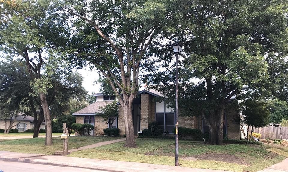 1st image of 15930 Windy Meadow Dr