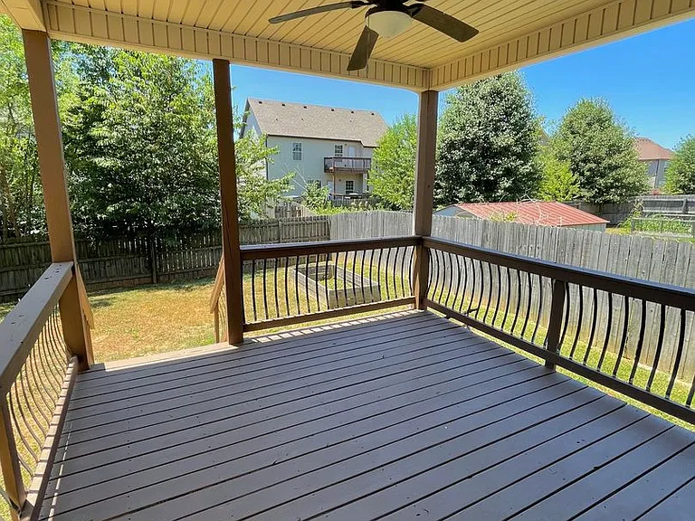 3350 Cotham Ln — Photo 17
