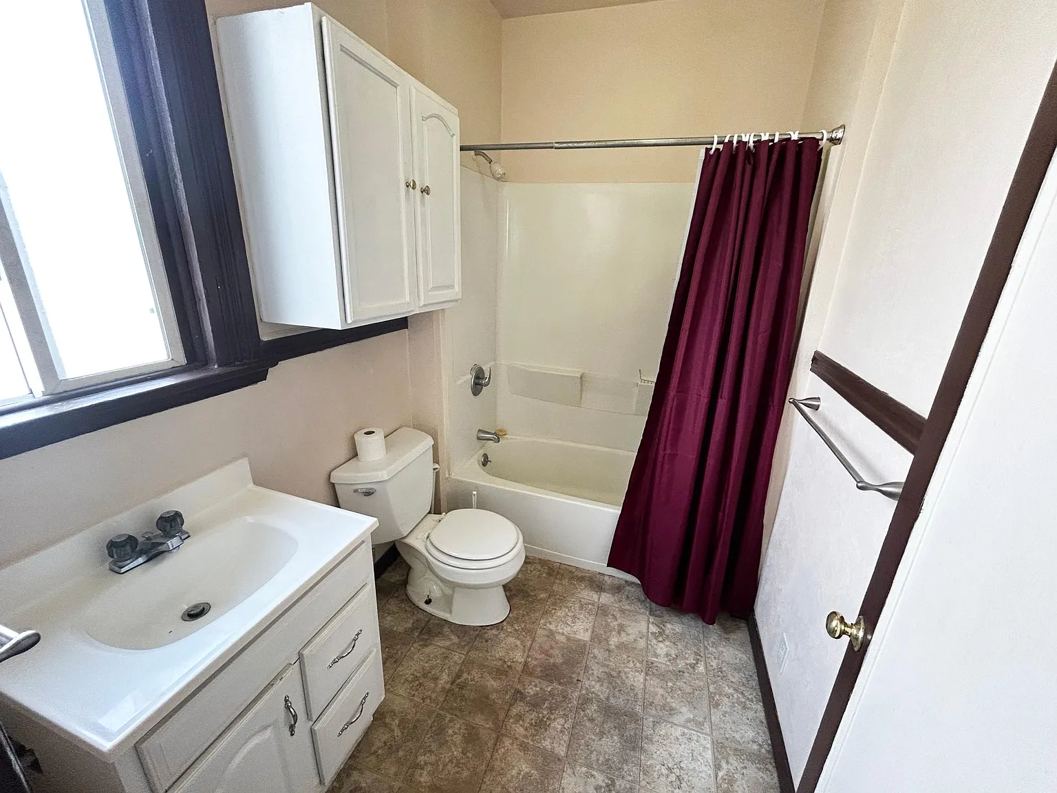 1 bed, 875 sqft, $1,450 — Photo 2