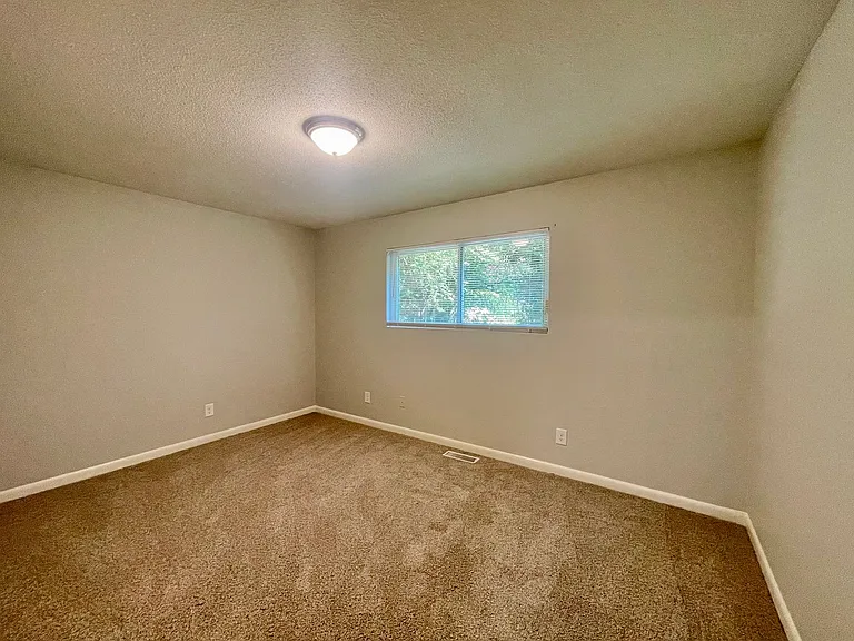 D2 Shepherd Ln — Photo 4
