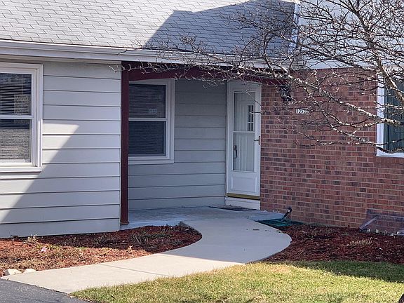 3rd image of 12530 N Woodland Dr