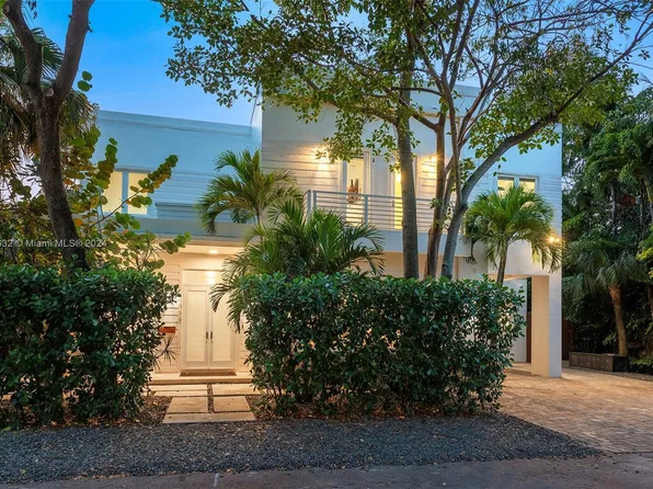 2850 Freeman St, Miami, FL 33133