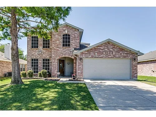 2821 Briargrove Ln Photo 1