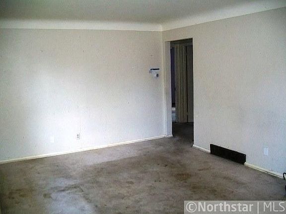 5th image of 1934 Stillwater Ave