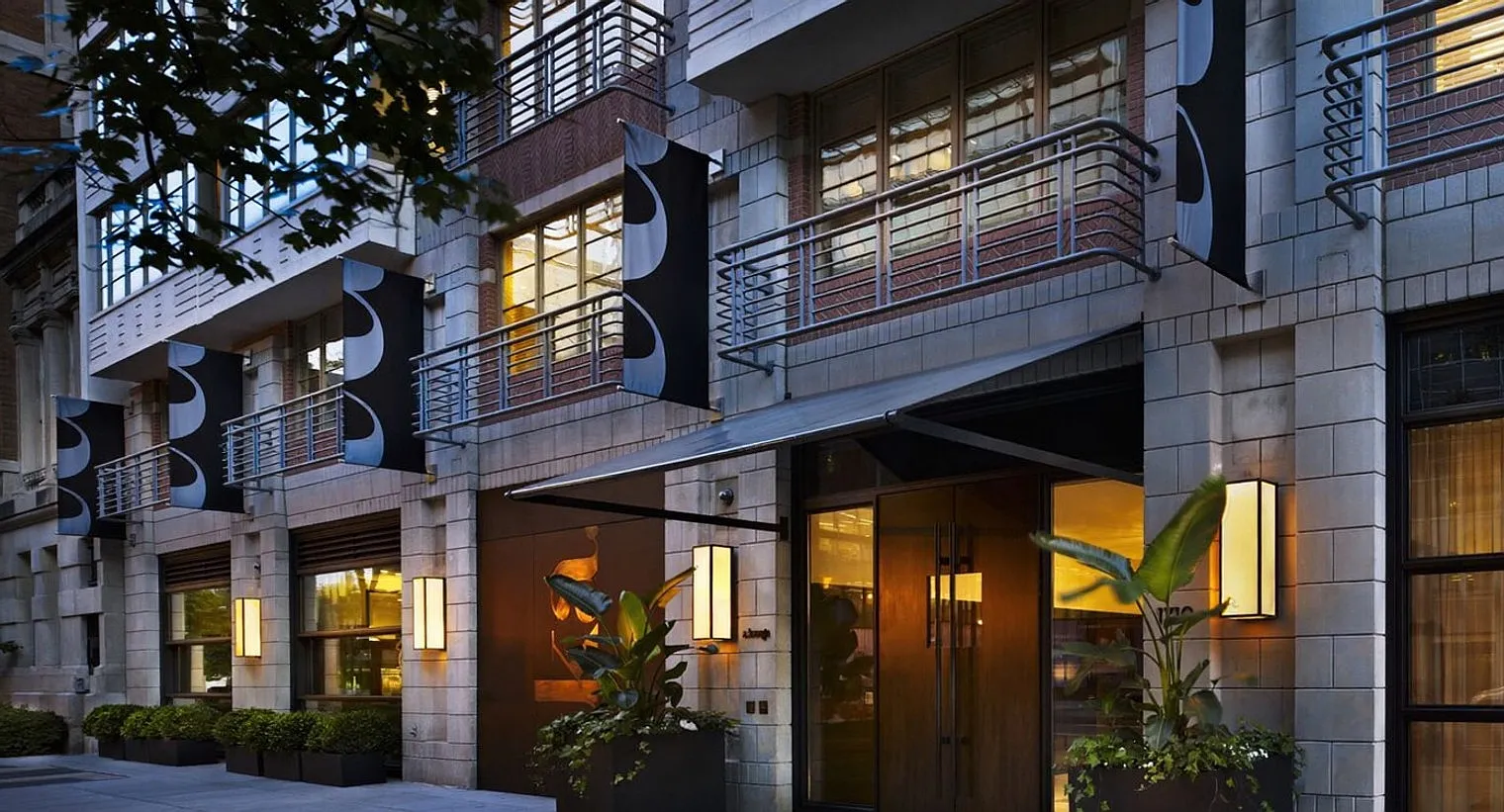 1 bed, 1.5 bath, $4,598 — Photo 4
