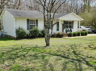 220 Wesley Chapel Rd, Lawrenceburg, TN 38464