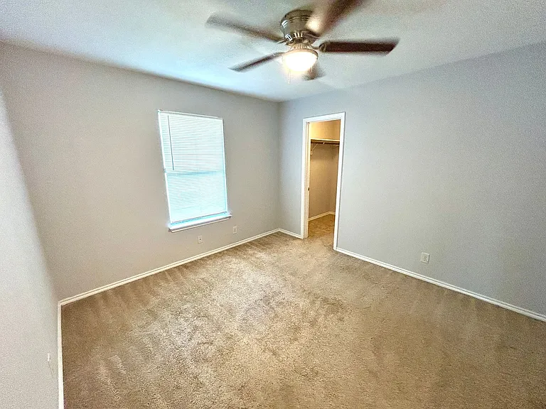 810 Station St — Photo 37