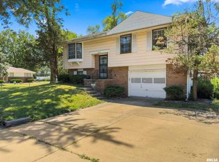 2824 W Arlington Ave, Peoria, IL