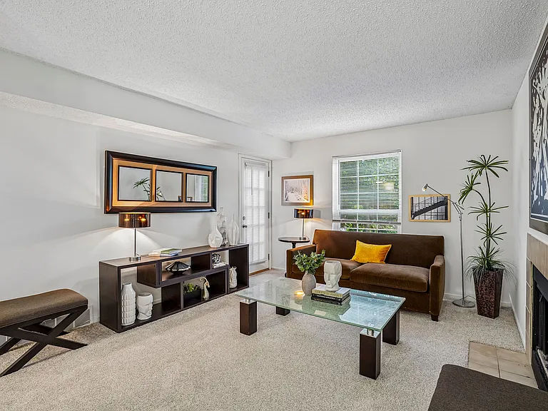 Citation Club Apartments — Photo 26