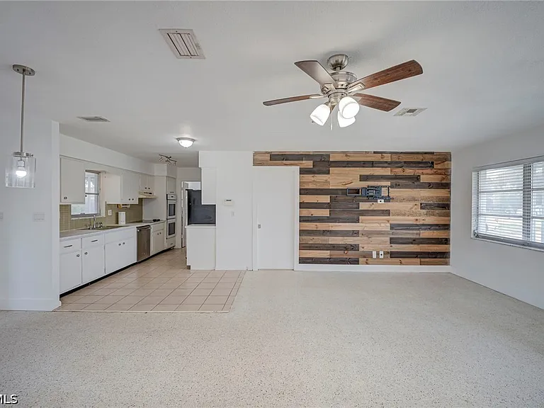 220 Punta Alta Ct — Photo 6