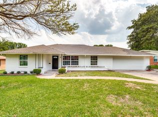 410 Town Creek Dr, Dallas, TX 75232