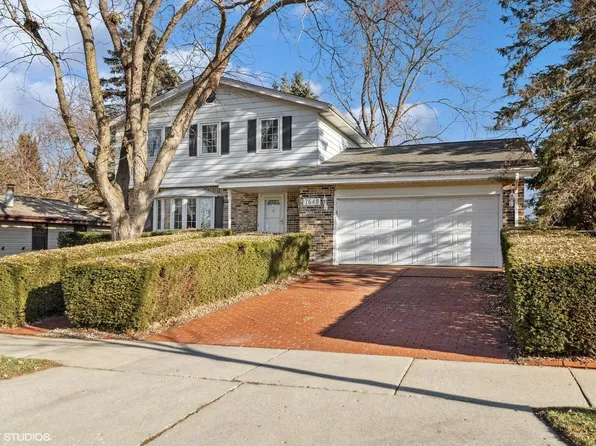 7648 South Pine AVENUE, Oak Creek, WI 53154