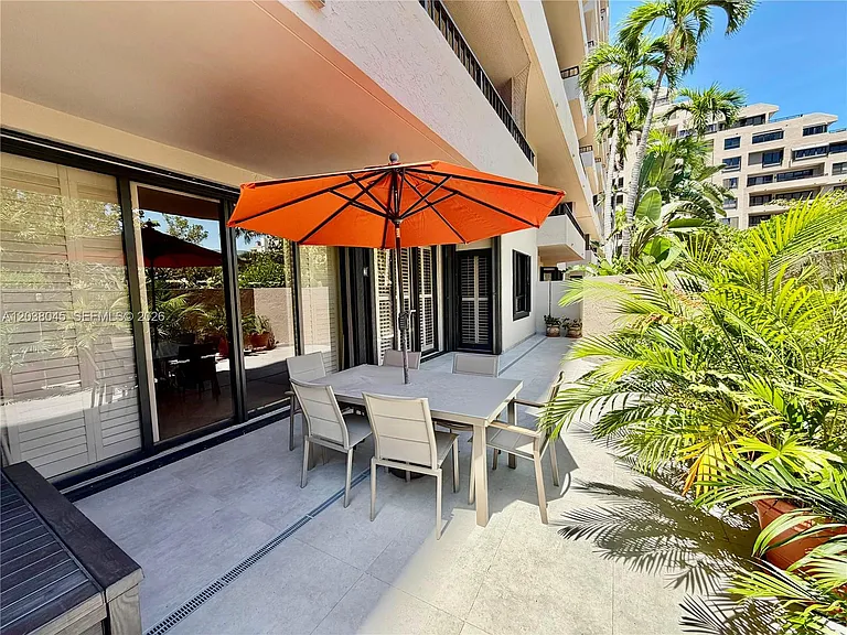 251 Crandon Blvd #133 — Photo 3