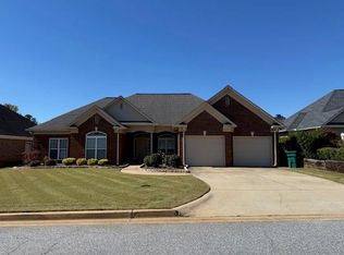 80 Pebble Ct, Smiths Station, AL 36877