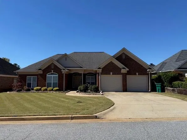 80 Pebble Ct, Smiths Station, AL 36877