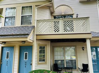 804 Foxmeadow Dr #804, Royersford, PA 19468