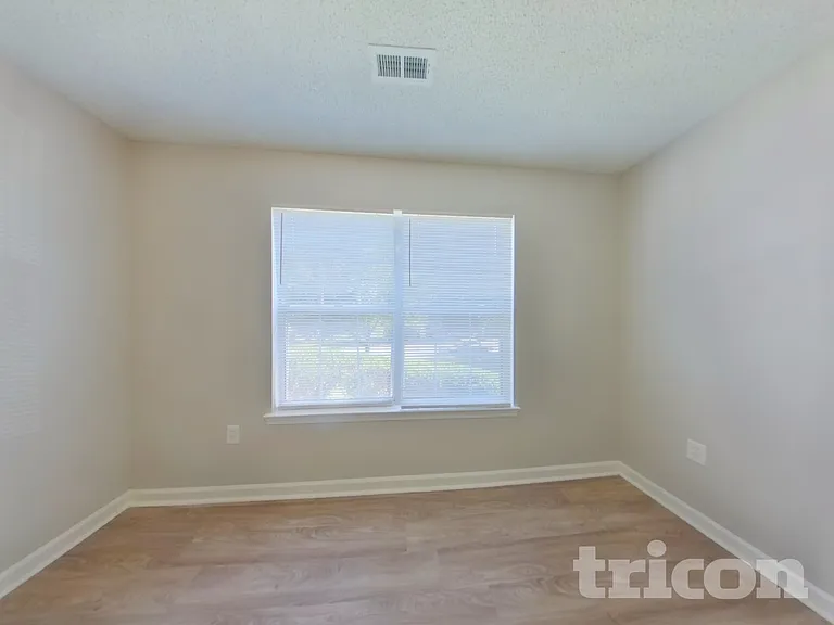 5212 Haybridge Rd — Photo 15
