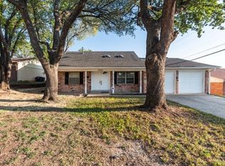 8405 Mojave Trl, Fort Worth, TX 76116