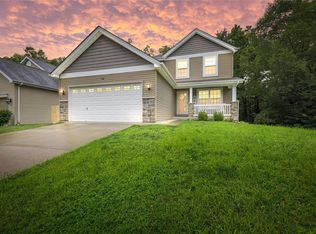 518 Springhurst Pkwy, O'Fallon, MO 63368
