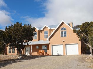 17 Skyview Rd, Edgewood, NM 87015