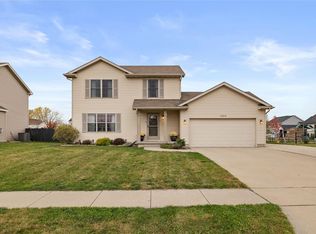 1204 NE Park St, Grimes, IA 50111