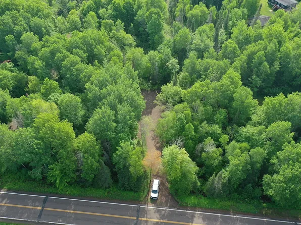Arnold Rd, Duluth, MN 55803