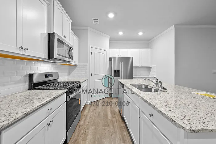 3110 Greyton Dr — Photo 11