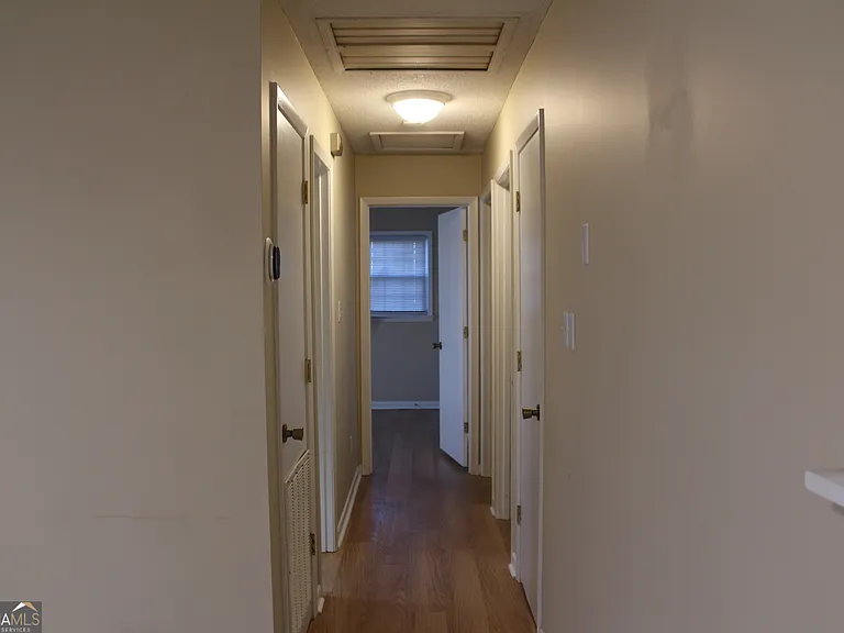 128 Sandy Way — Photo 7