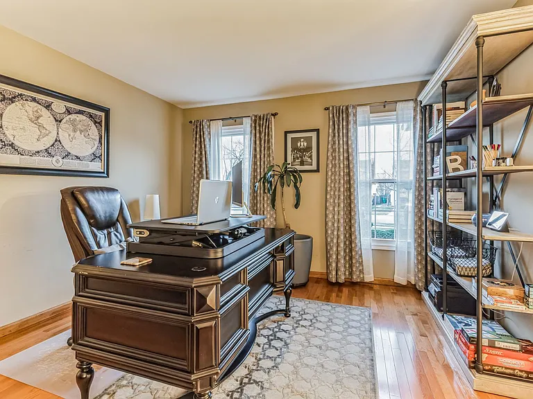 324 Chesapeake Ln — Photo 20